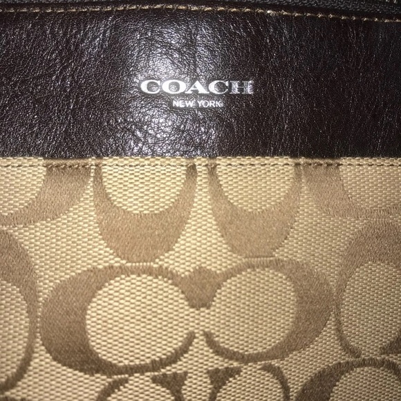 Coach Crossbody purse - Picture 2 of 3